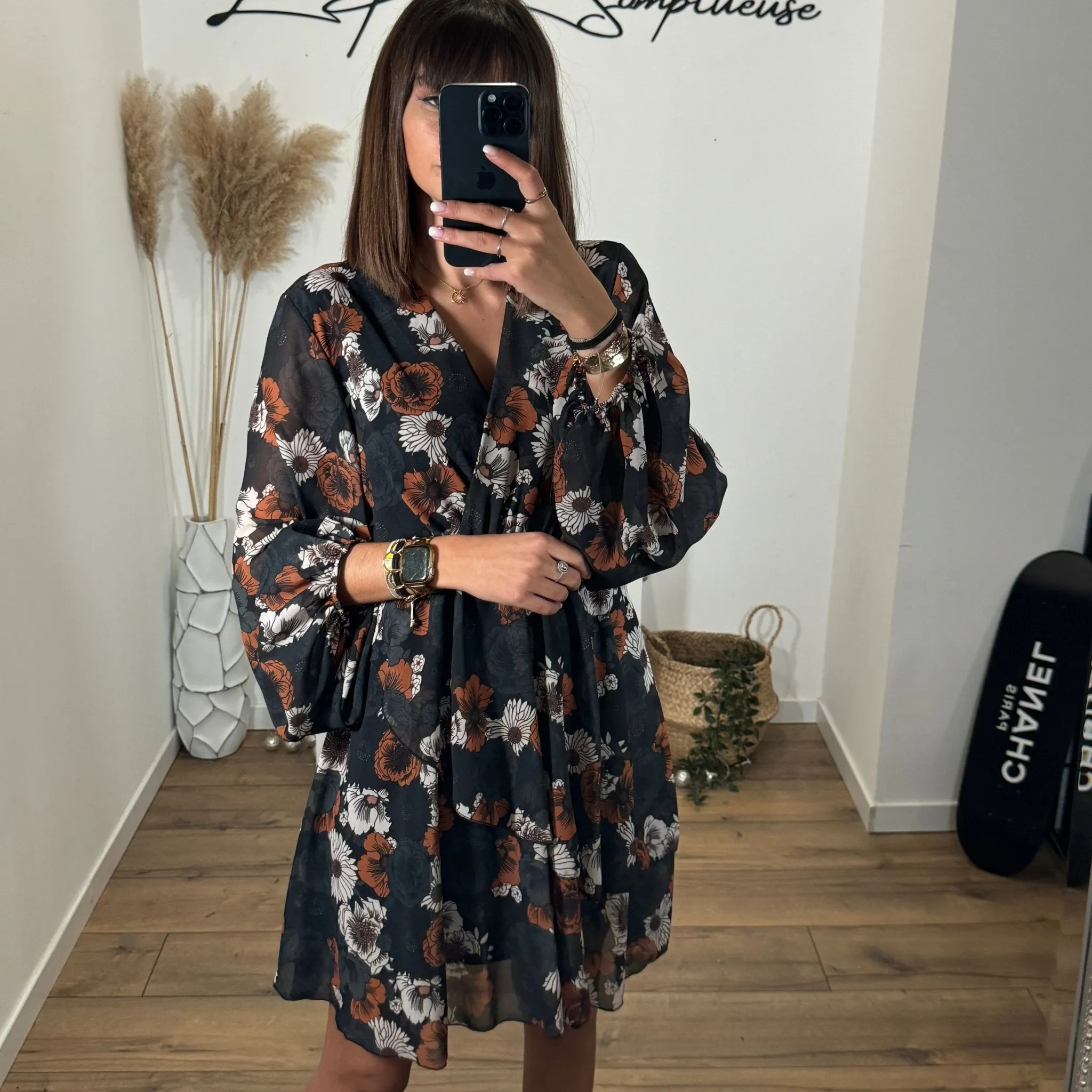 ROBE FLEURIE NOIRE AMBER